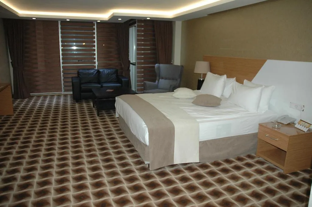 Way Hotel Izmir Bed & Breakfast