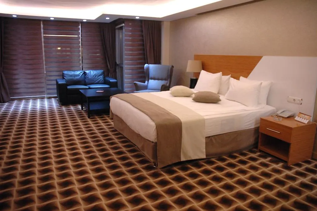 Way Hotel Izmir Bed & Breakfast